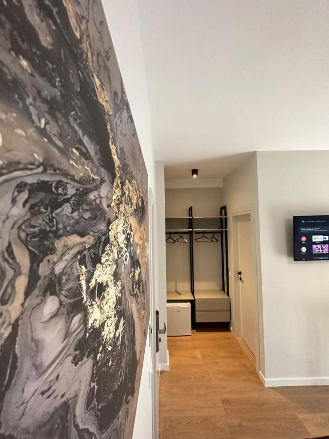 טיראנה Soin Rooms מראה חיצוני תמונה