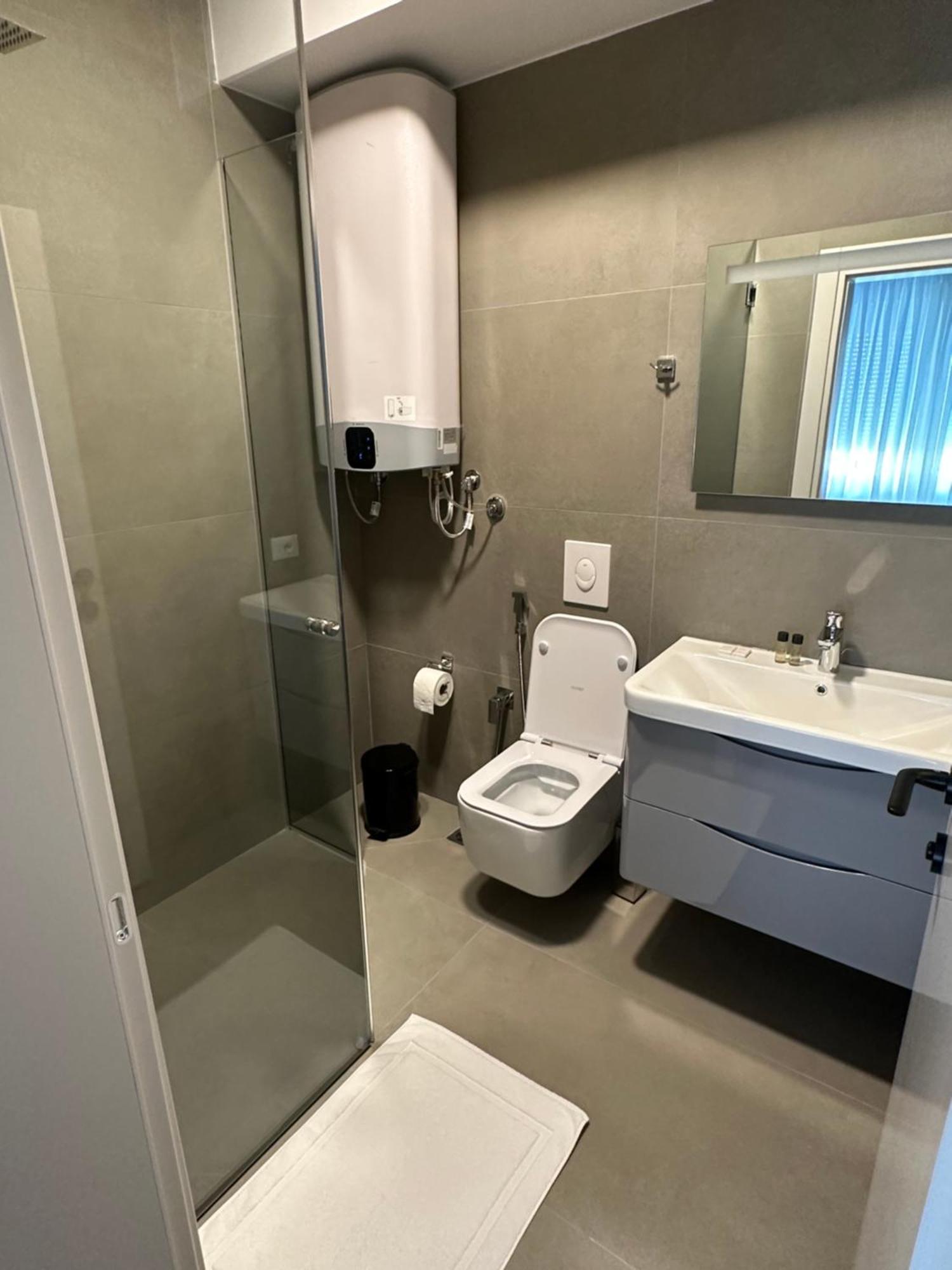 טיראנה Soin Rooms מראה חיצוני תמונה